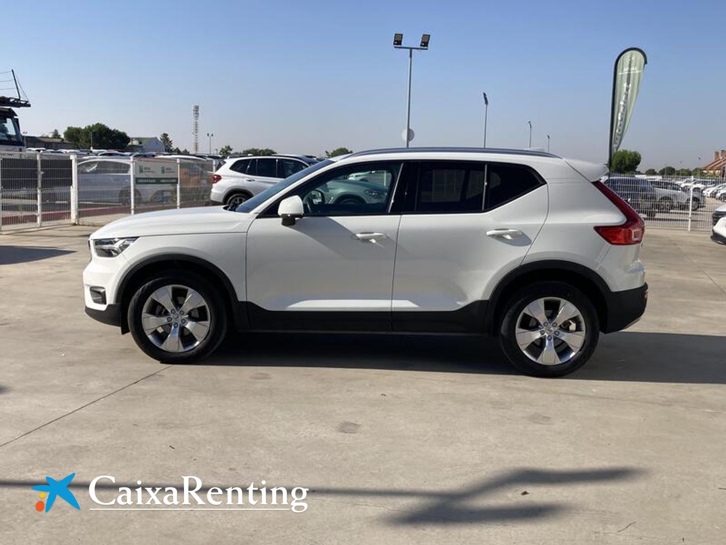 Volvo XC40 T2 Momentum Pro Auto 95 kW (129 CV)