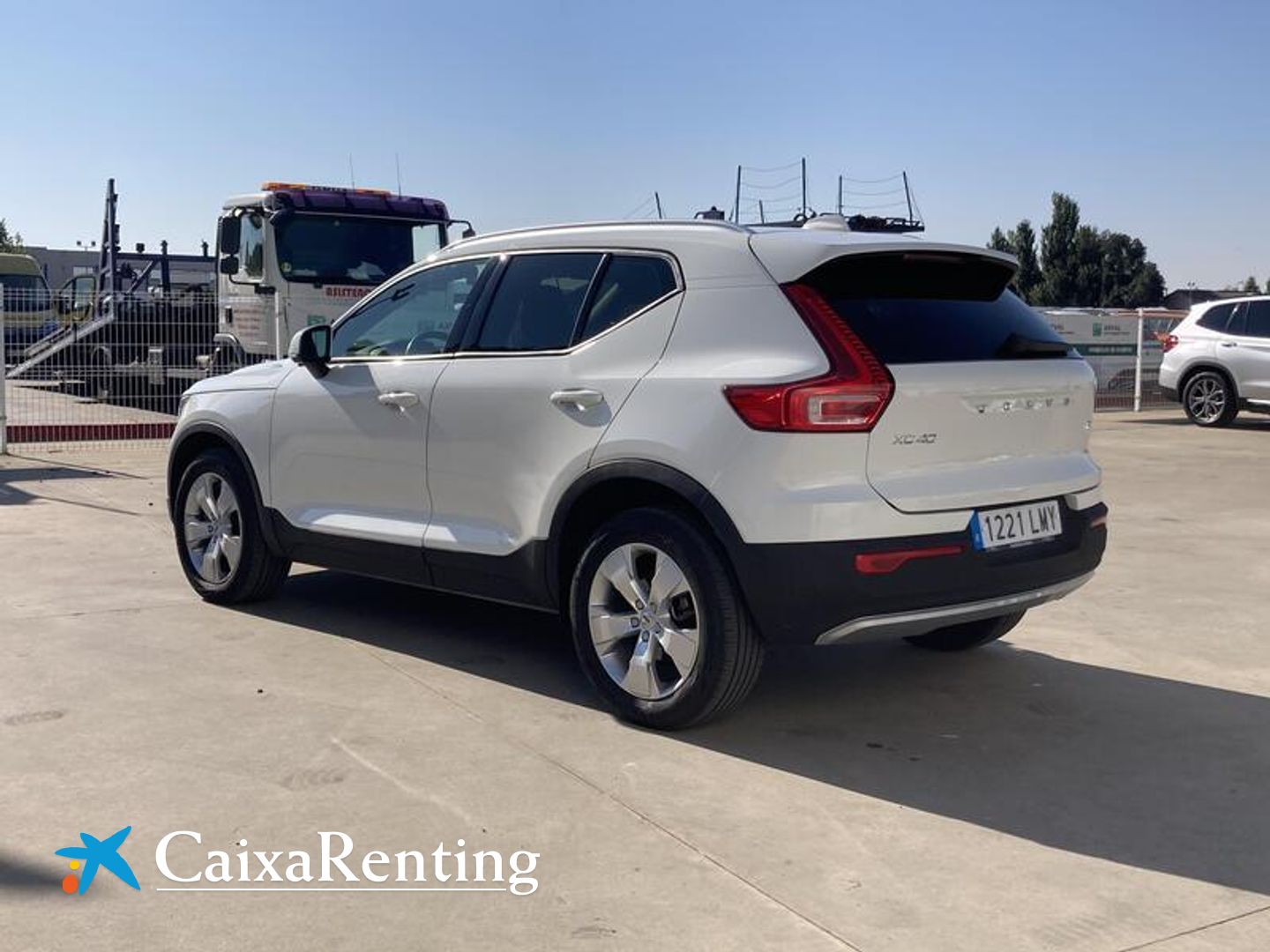 Volvo XC40 T2 Momentum Pro Auto 95 kW (129 CV)