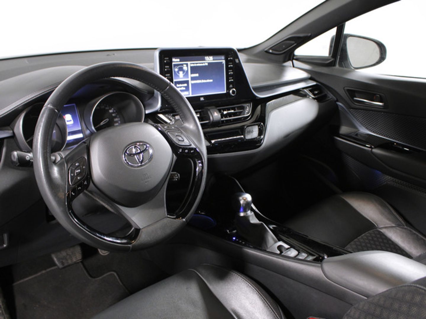 Toyota C-HR 180H Advance 135 kW (184 CV)
