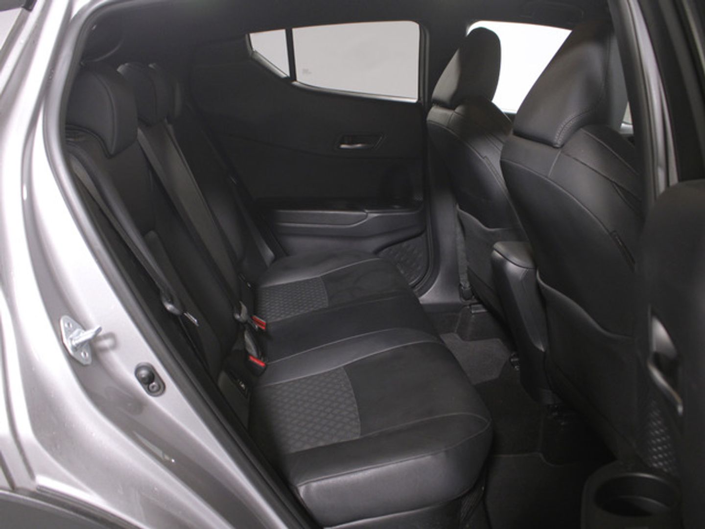 Toyota C-HR 180H Advance 135 kW (184 CV)