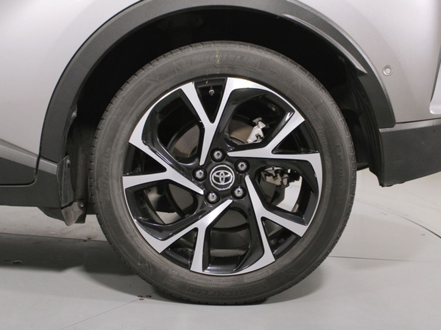Toyota C-HR 180H Advance 135 kW (184 CV)