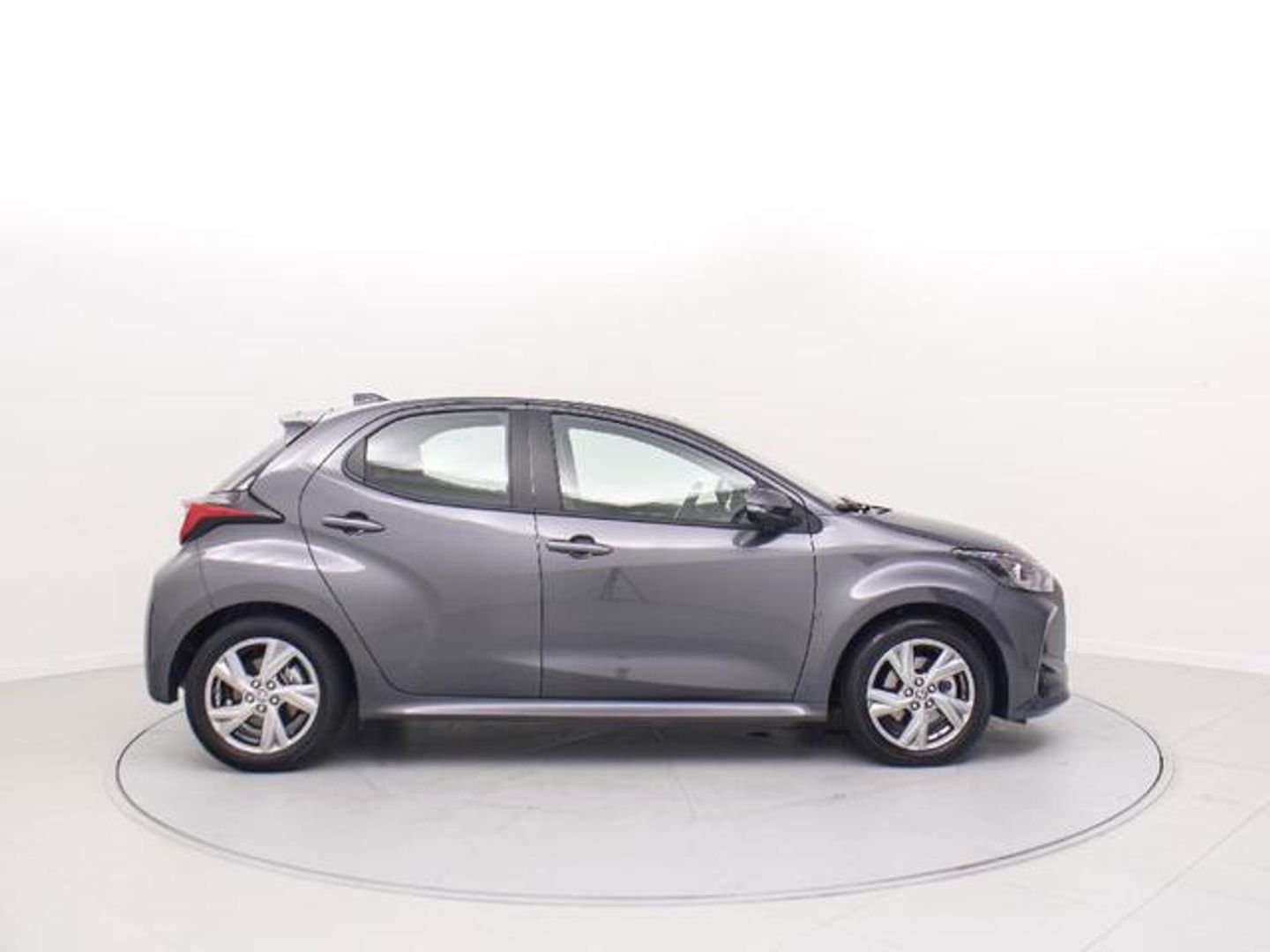 Toyota Yaris 120H Active Plus 85 kW (116 CV)