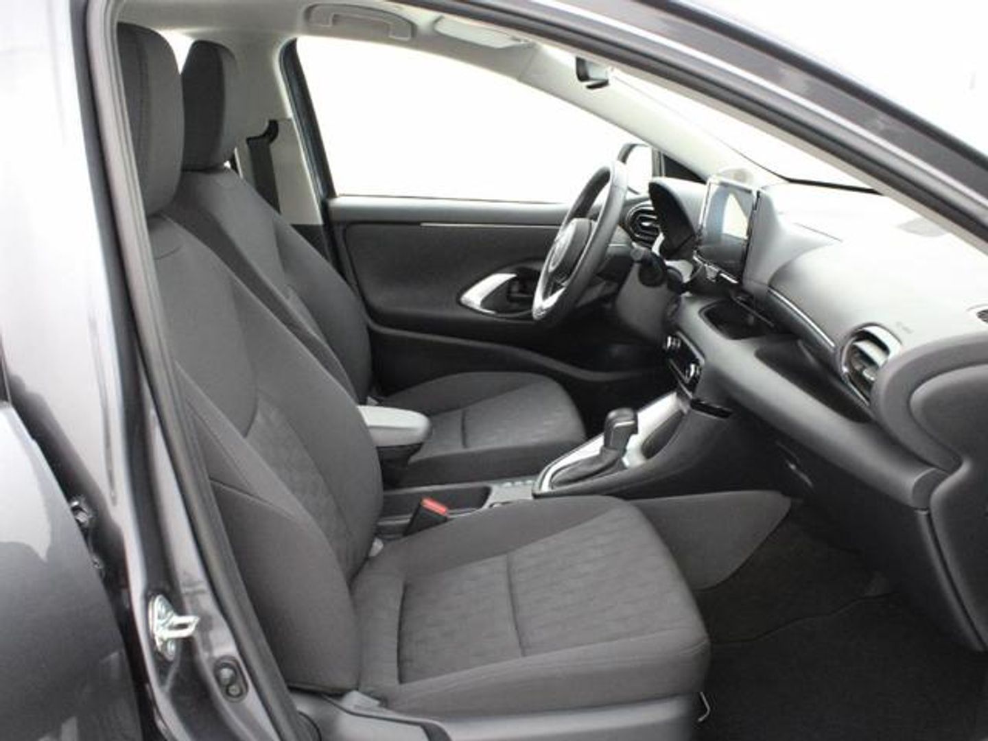Toyota Yaris 120H Active Plus 85 kW (116 CV)