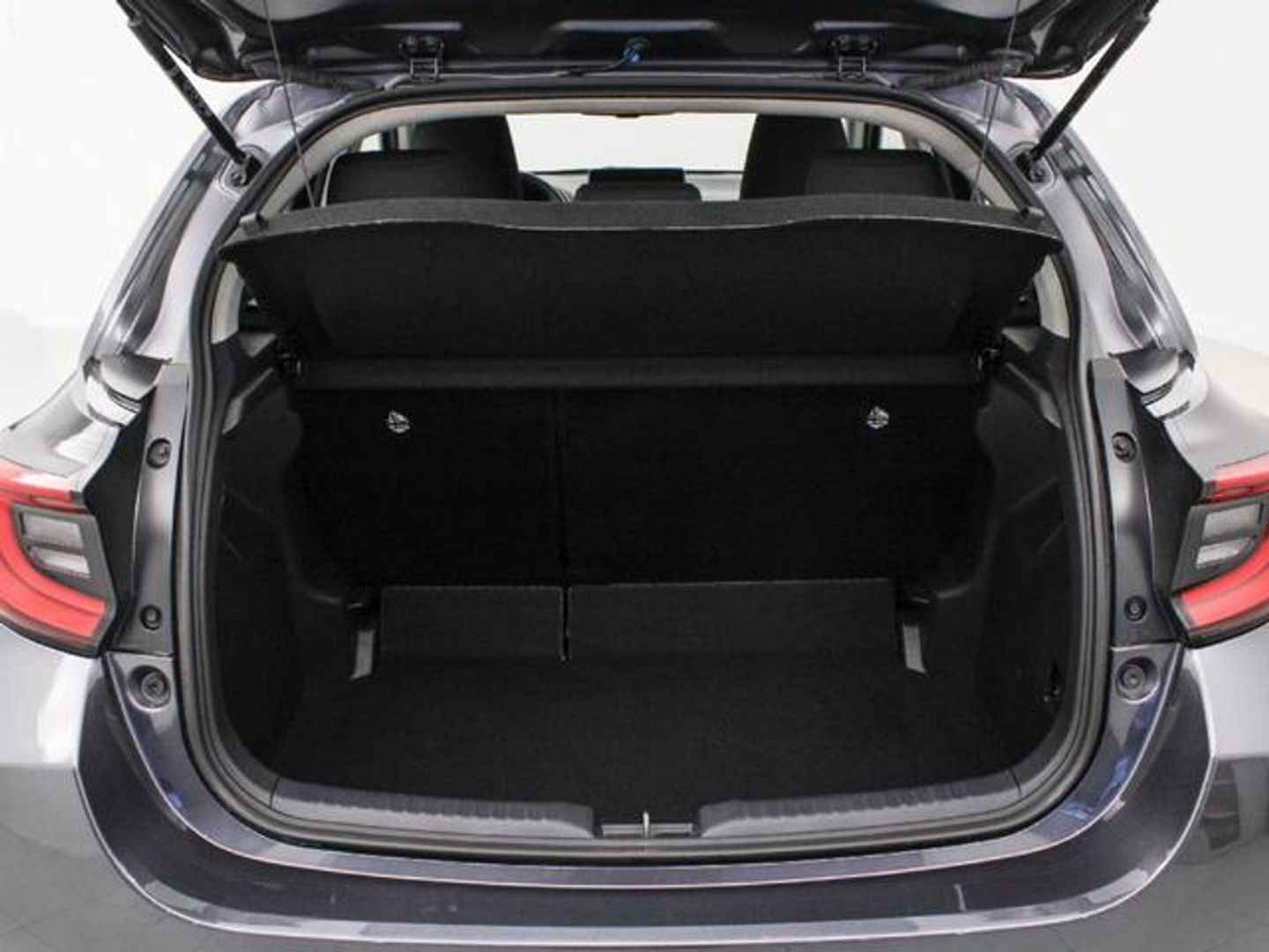 Toyota Yaris 120H Active Plus 85 kW (116 CV)