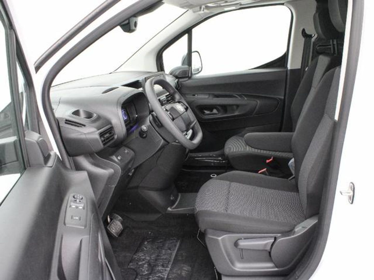 Toyota Proace City EV GX L1 50kWh 100 kW (136 CV)