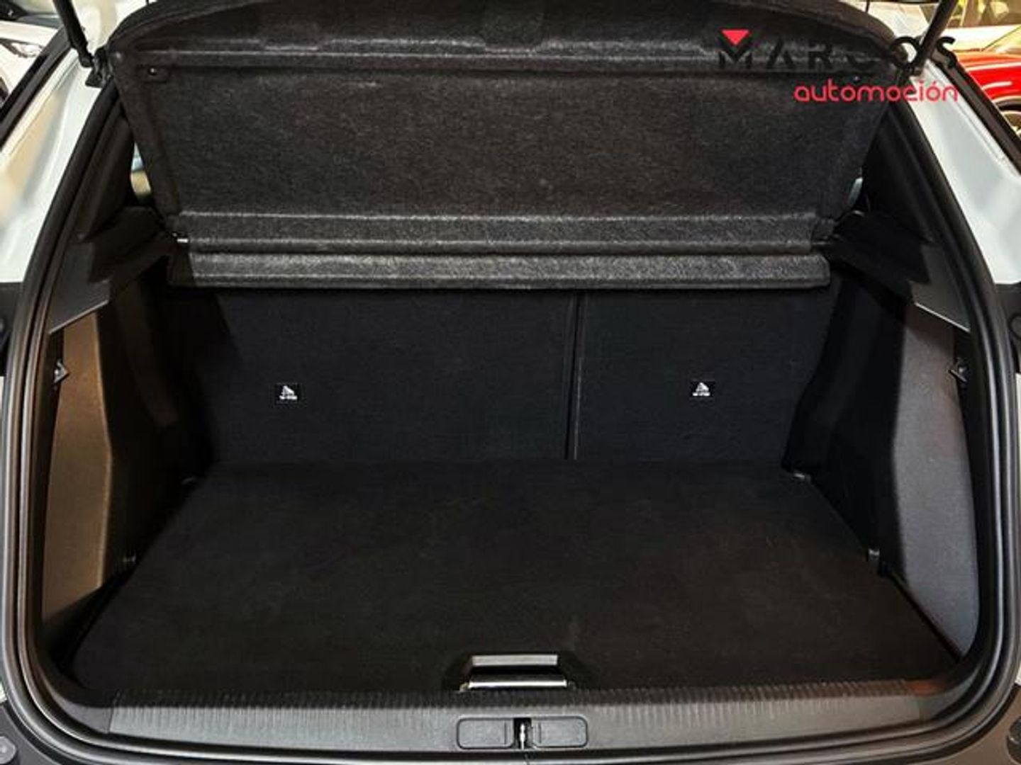 Peugeot 2008 PureTech 130 S&S Allure EAT8 96 kW (130 CV)