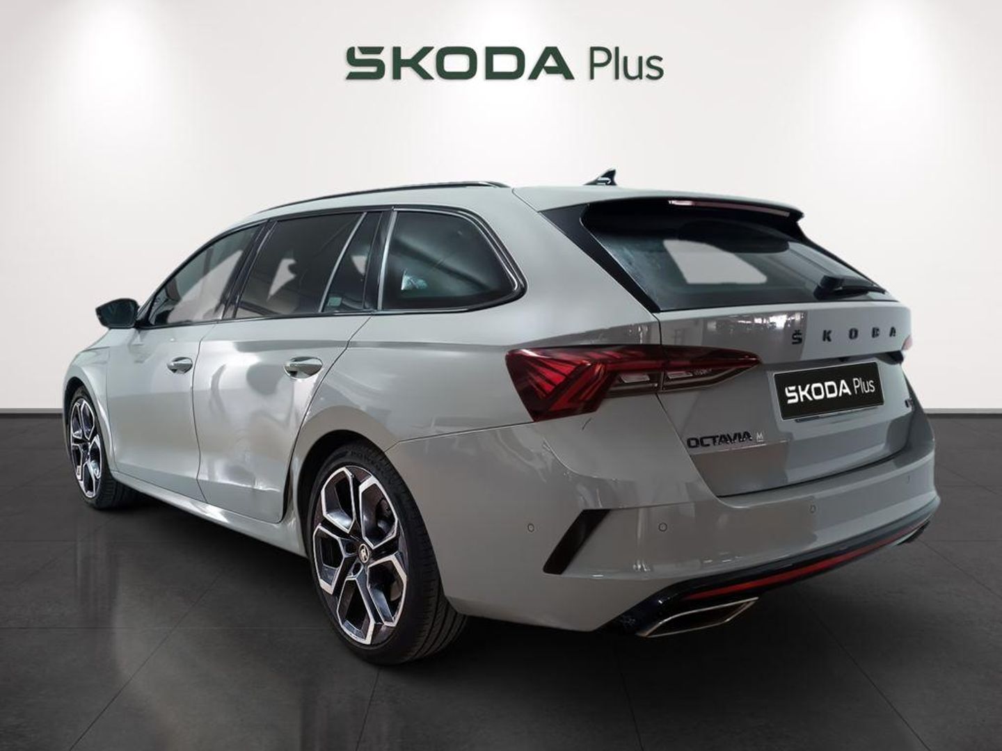 Skoda Octavia Combi 2.0 TSI DSG 180 kW (245 CV) RS