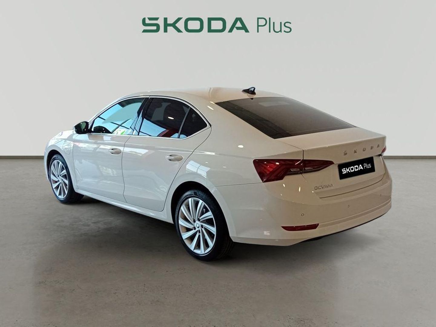 Skoda Octavia 1.4 TSI PHEV Ambition DSG 150 kW (204 CV)
