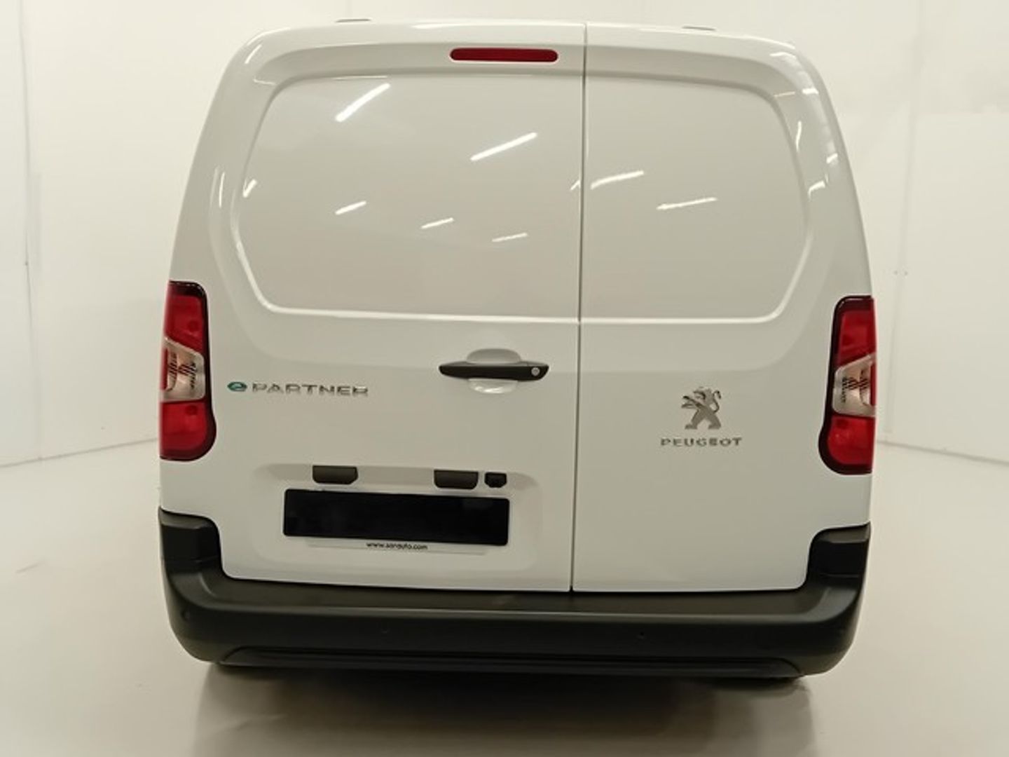 Peugeot e-Partner Long 800kg 100 kW (136 CV)
