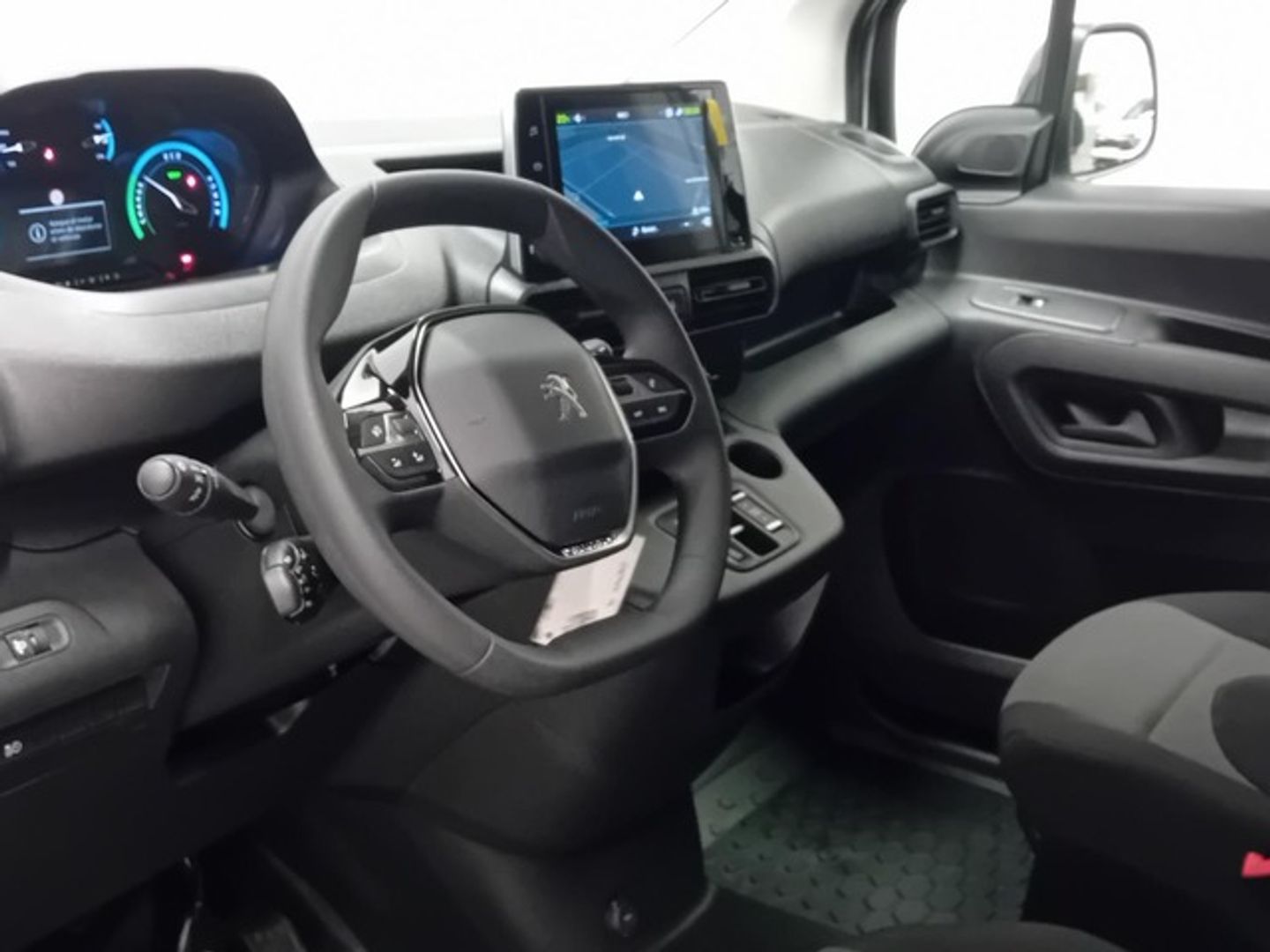 Peugeot e-Partner Long 800kg 100 kW (136 CV)