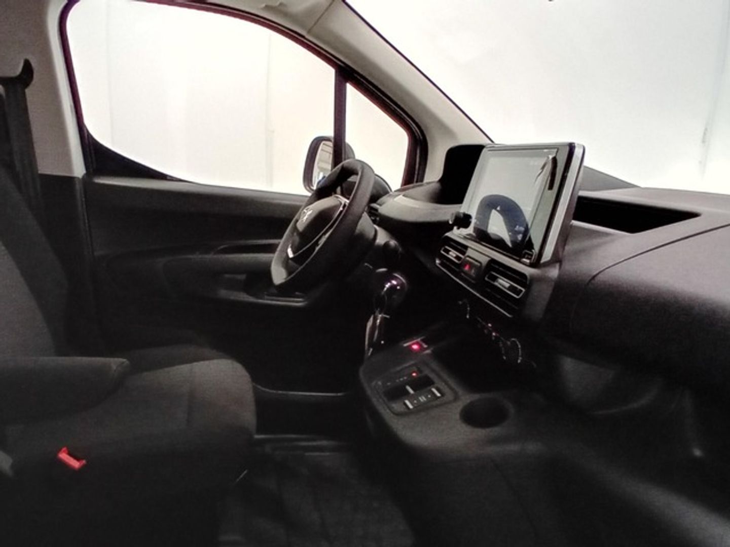Peugeot e-Partner Long 800kg 100 kW (136 CV)