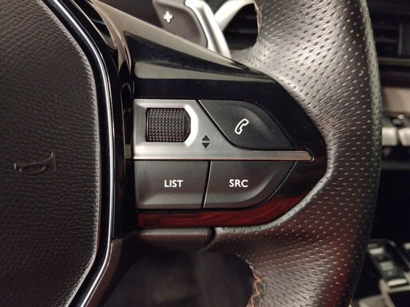 Peugeot 3008 BlueHDi 130 S&S GT EAT8 96 kW (130 CV)