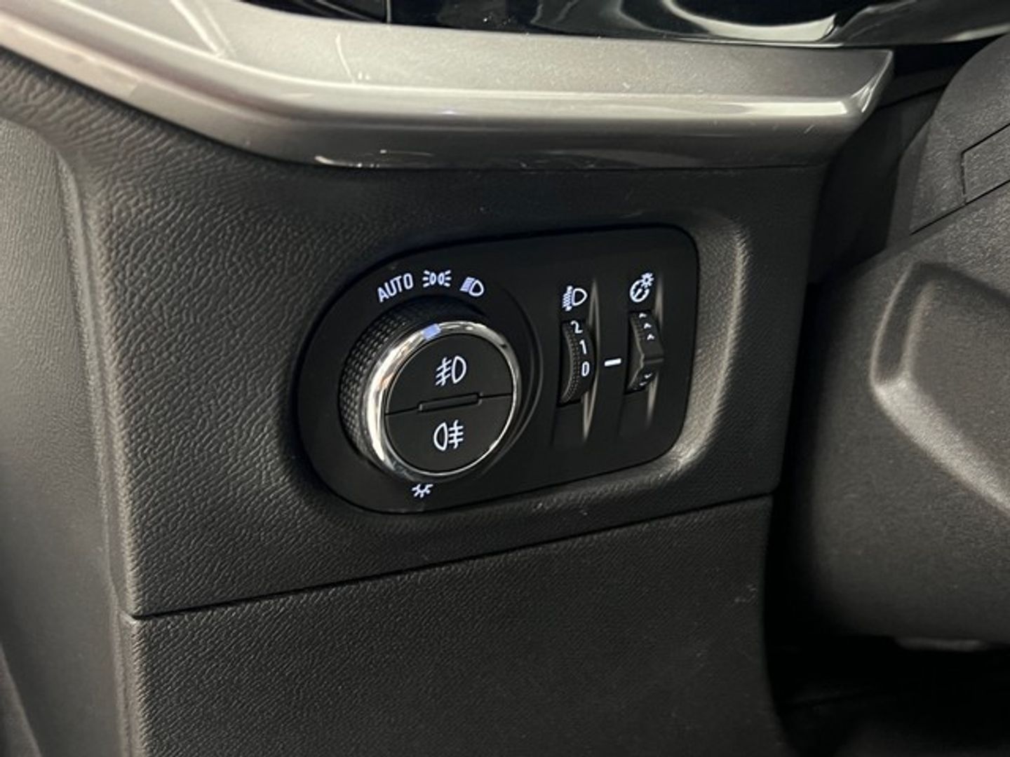 Opel Mokka 1.2 T Business Elegance AT8 96 kW (130 CV)