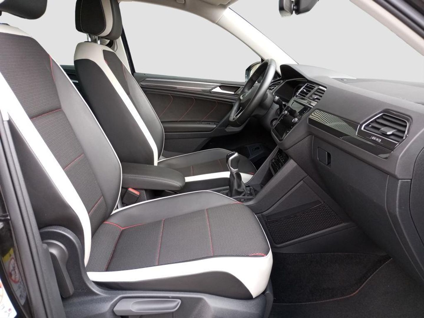 Volkswagen Tiguan Urban Sport 1.5 TSI 110 kW (150 CV)