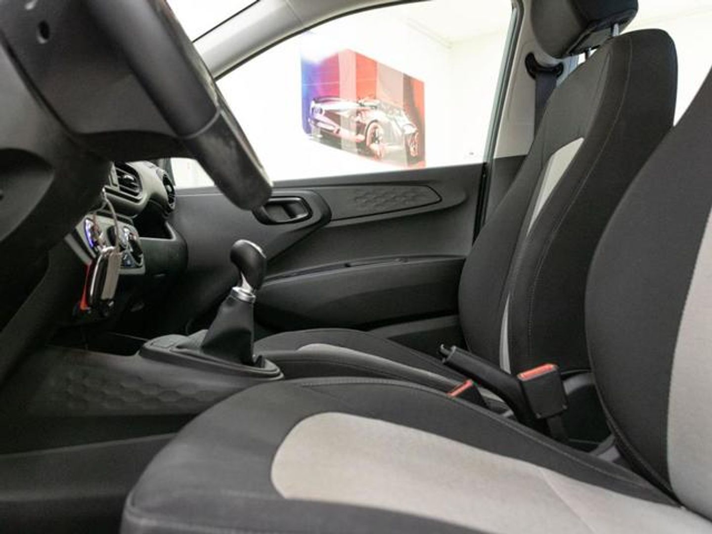 Hyundai i10 1.0 Essence 49 kW (67 CV)