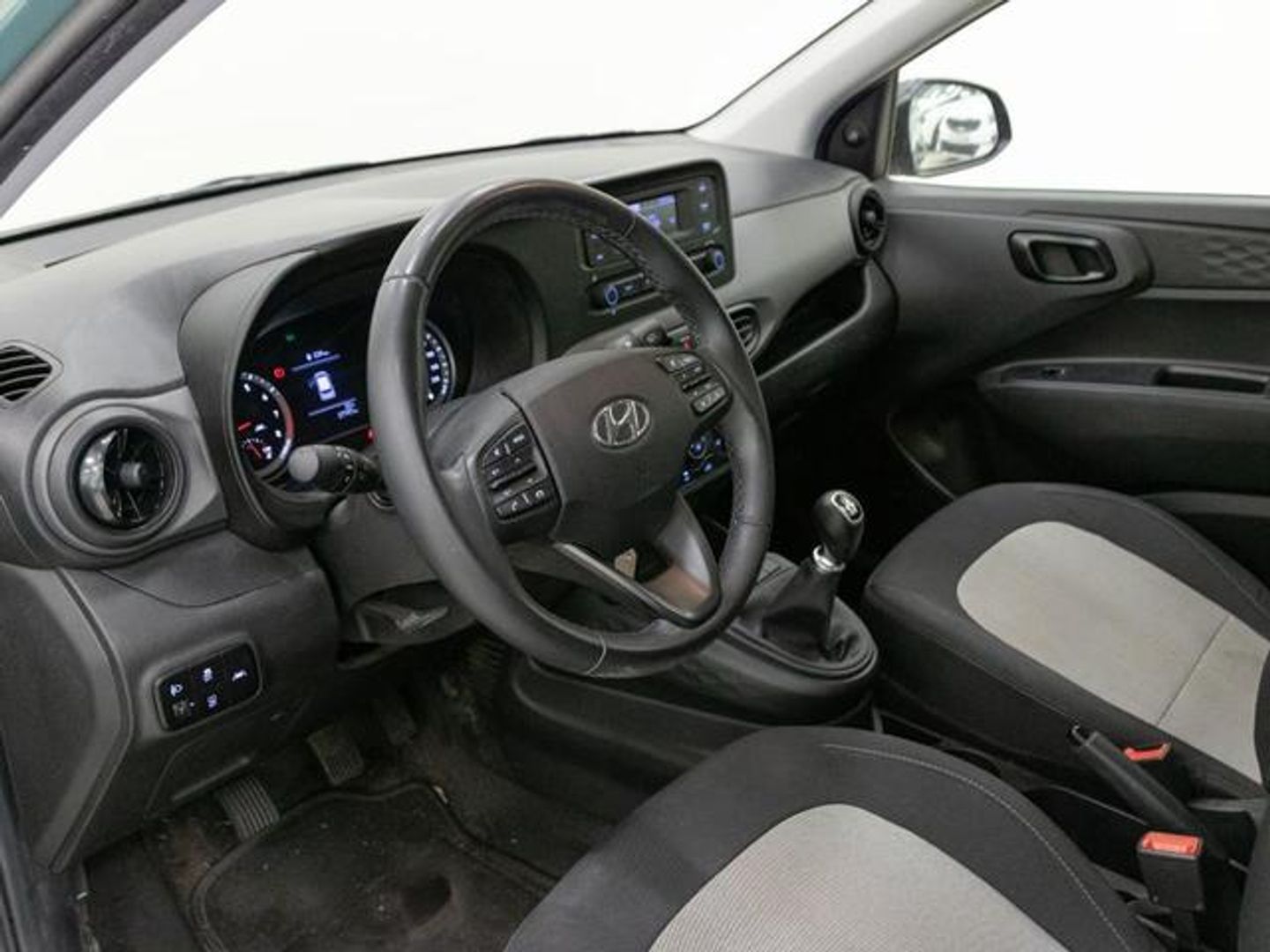 Hyundai i10 1.0 Essence 49 kW (67 CV)