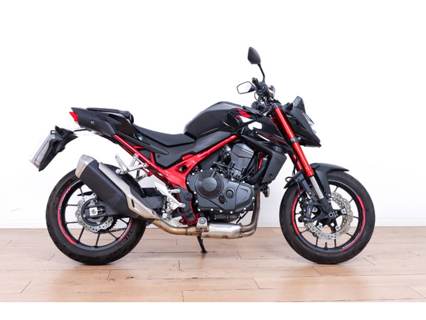 Honda CB750 Hornet A2 Negro Motorcycle