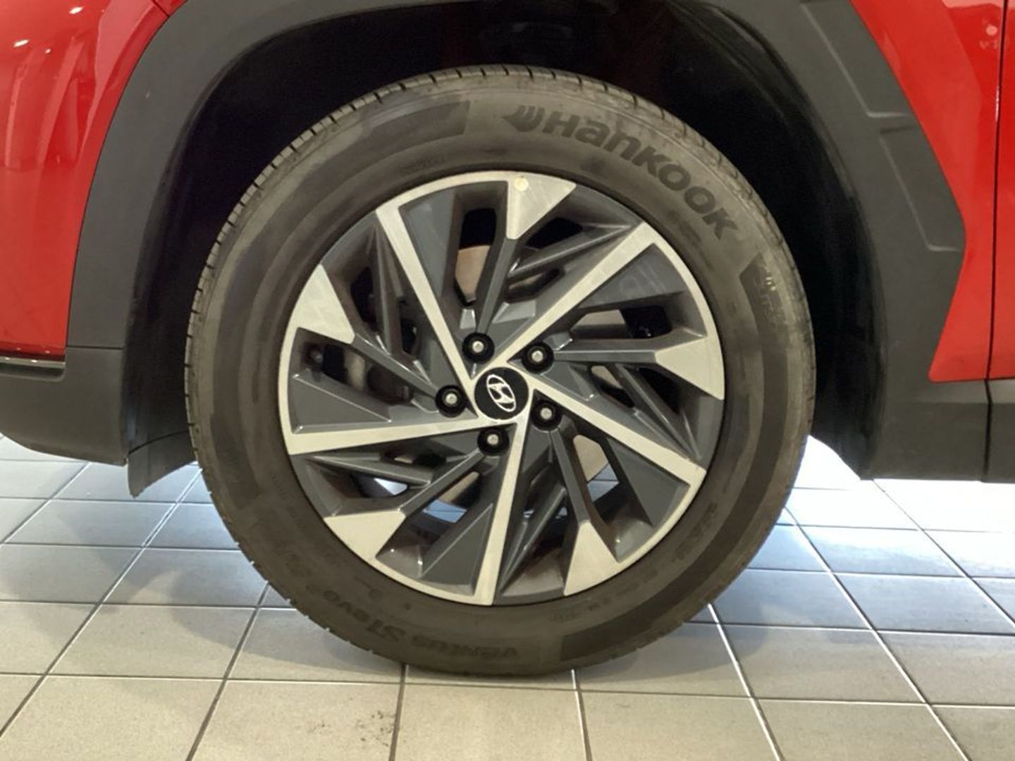 Hyundai Tucson 1.6 TGDI 48V Tecno Sky DCT 110 kW (150 CV)