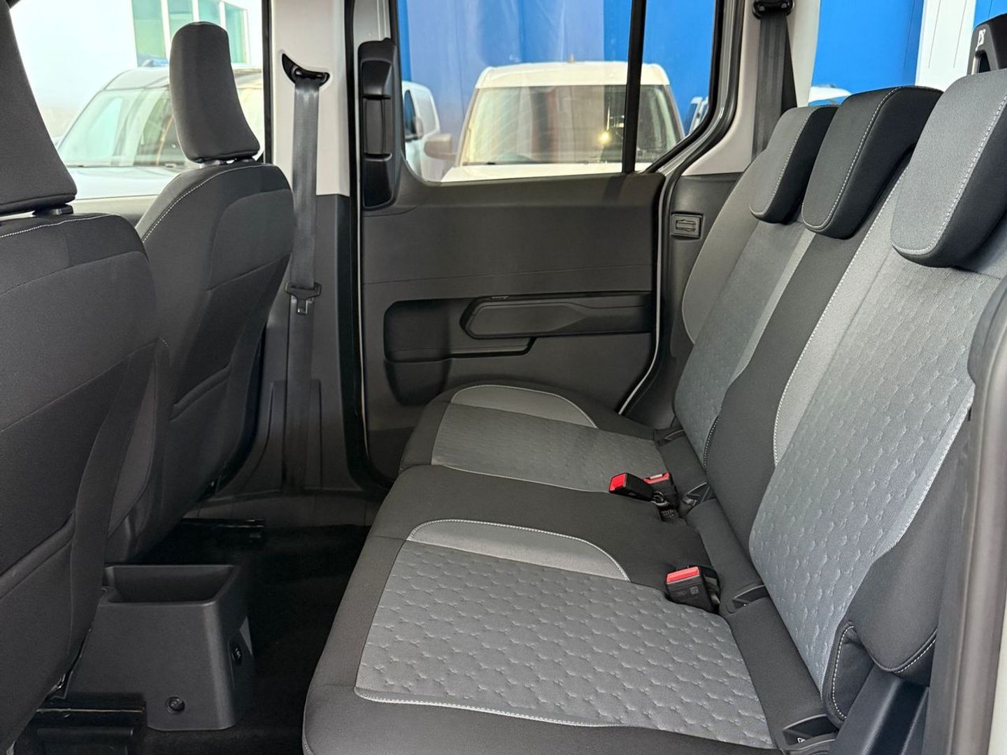Ford Tourneo Courier 1.0 EcoBoost Titanium 92 kW (125 CV)