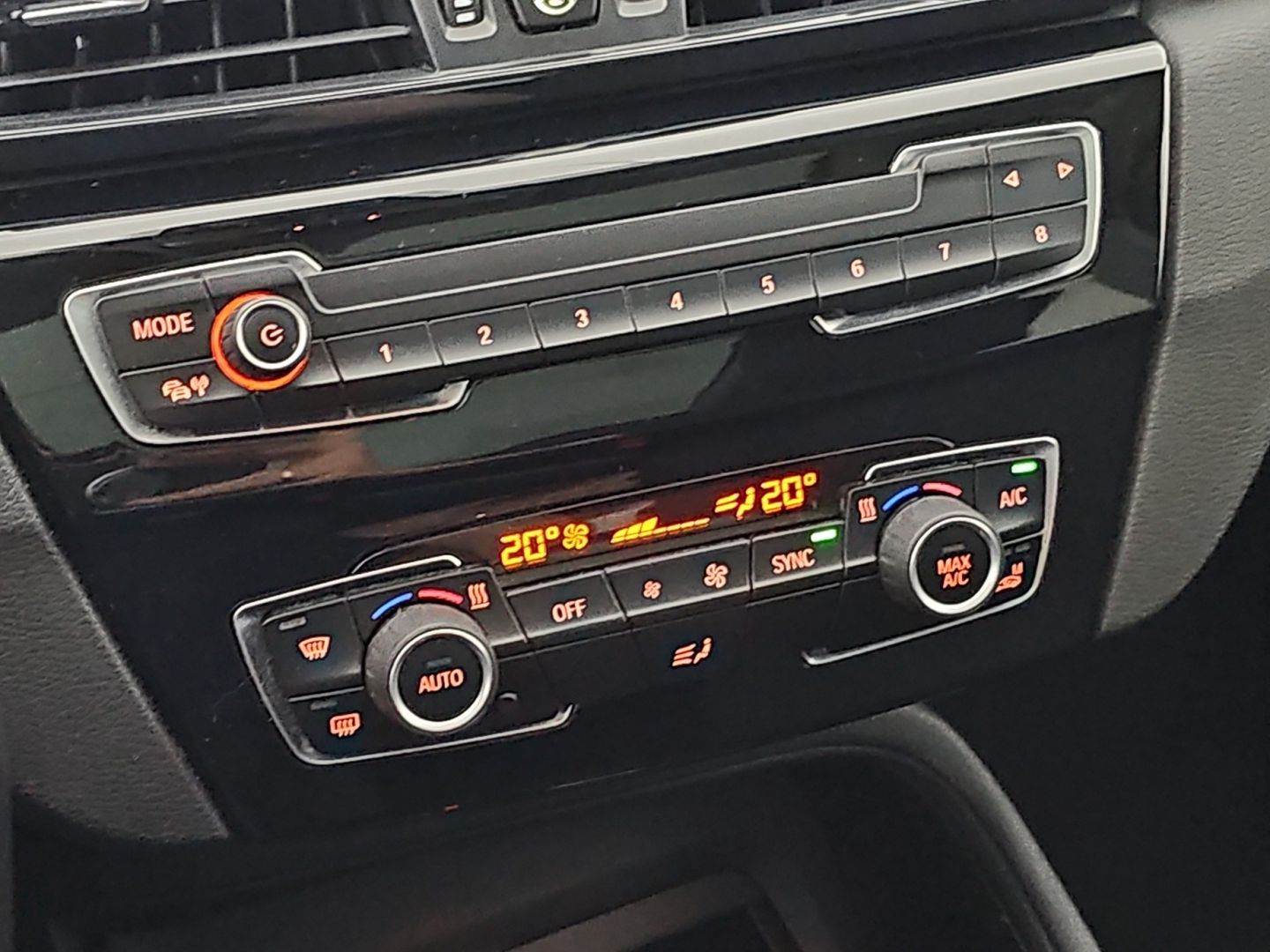 BMW X1 sDrive18i 100 kW (136 CV)