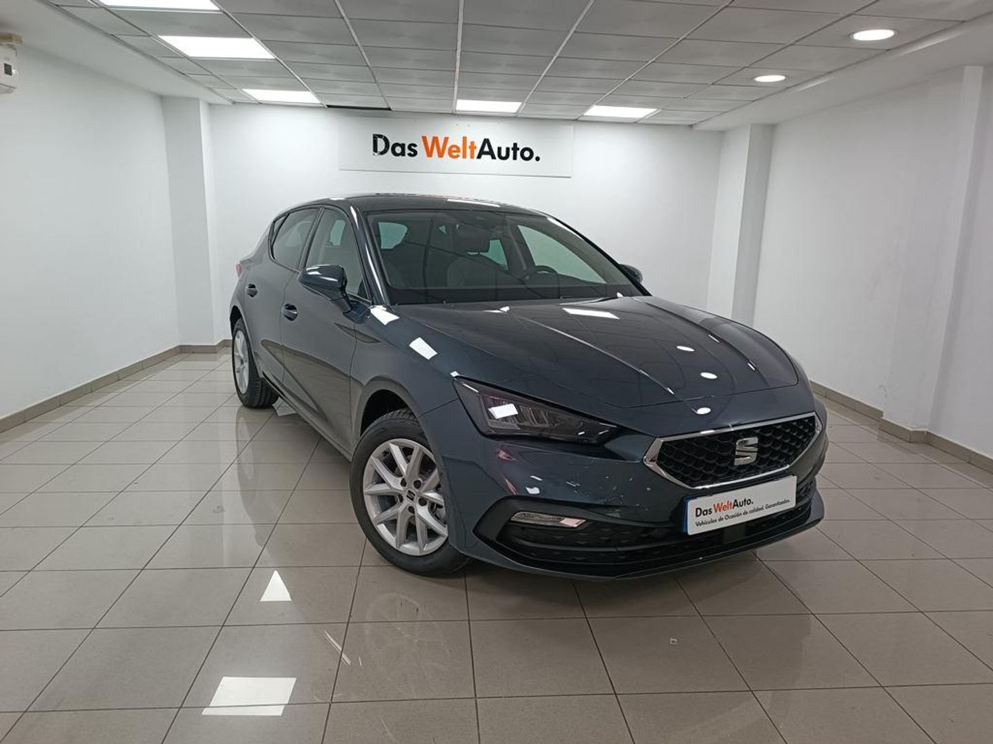 SEAT León 1.0 TSI S&S Style XS 81 kW (110 CV) Gris Sedan