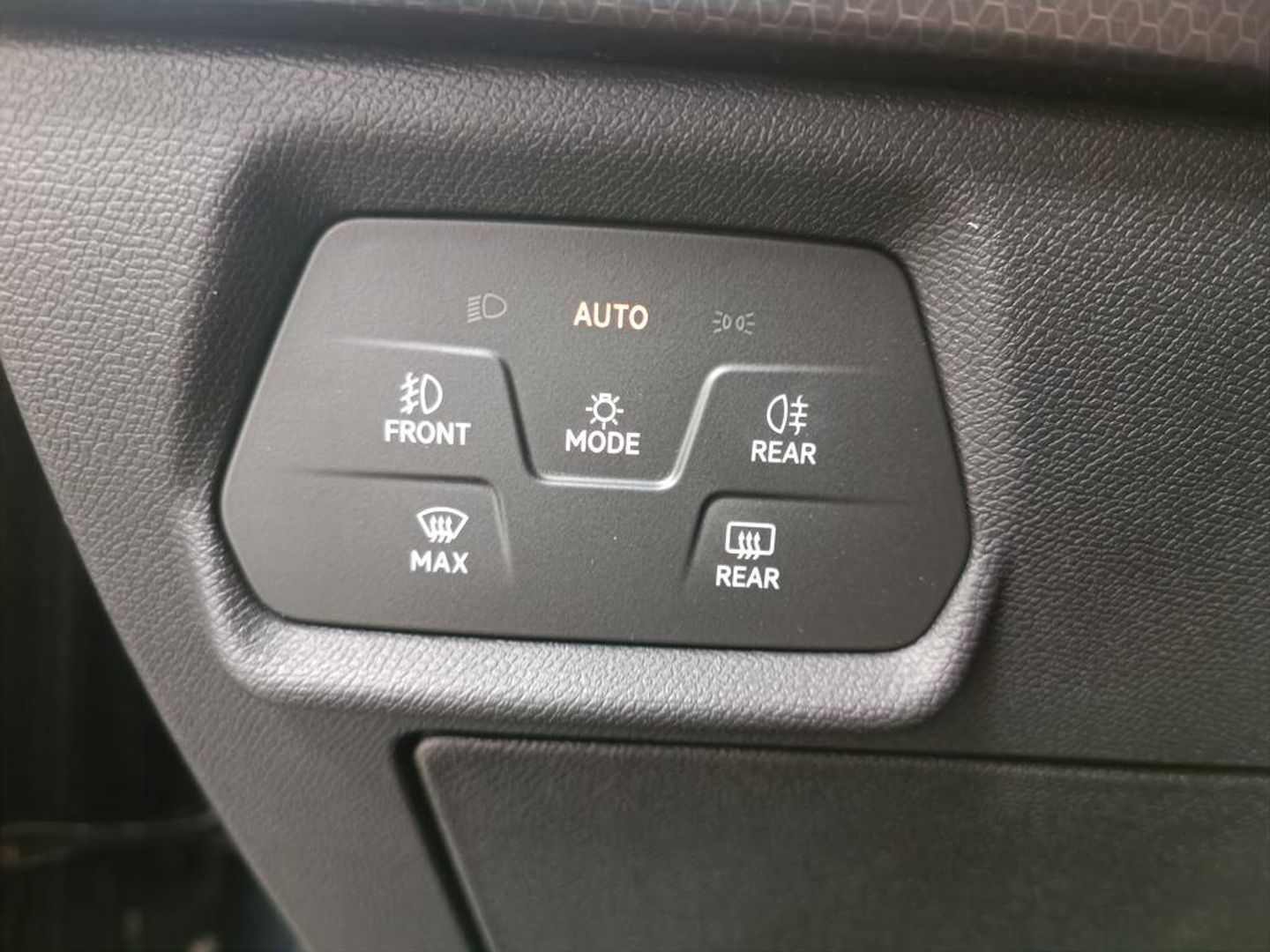 SEAT León 1.0 TSI S&S Style XS 81 kW (110 CV)