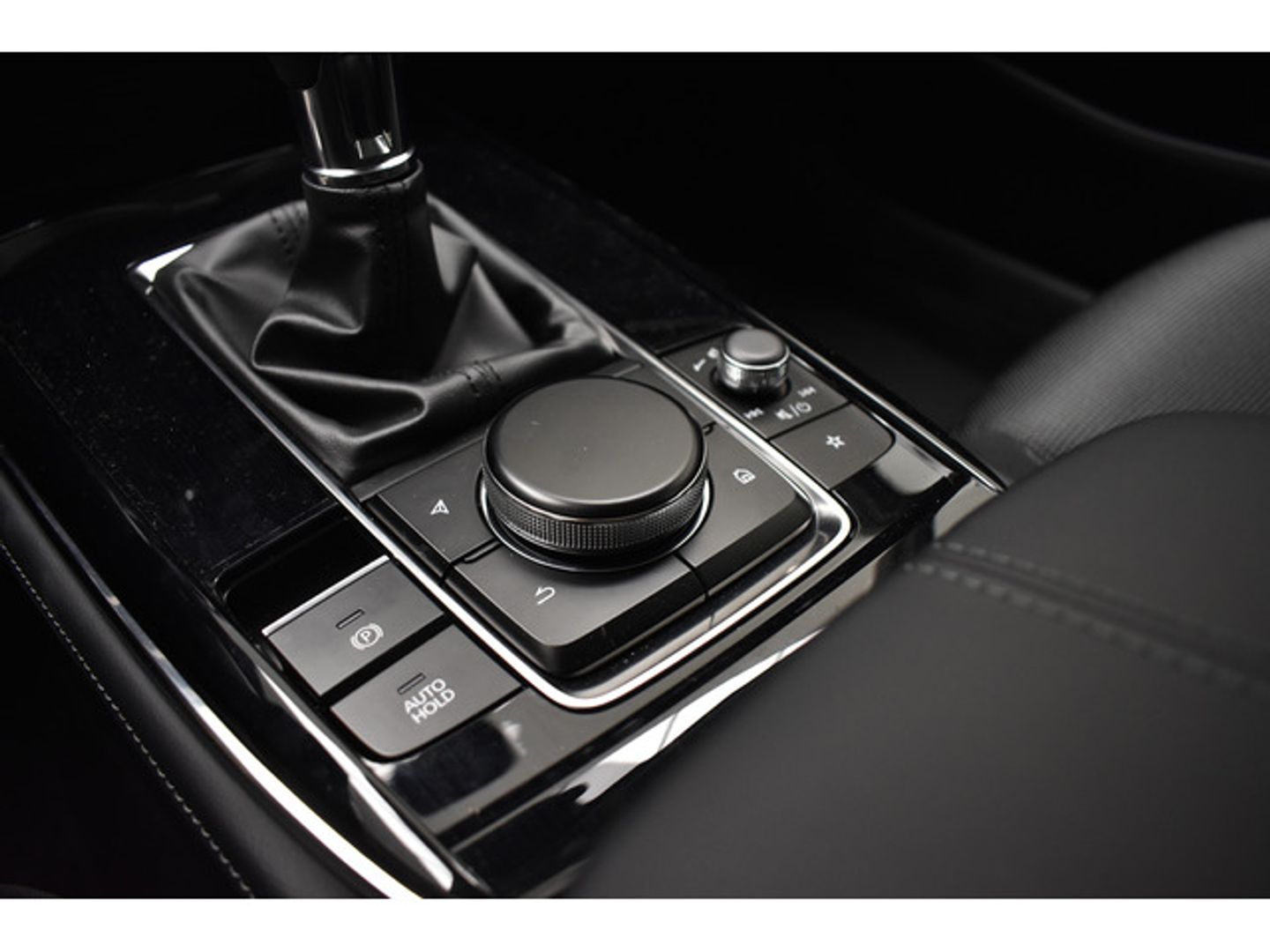 Mazda CX-30 e-SKYACTIV X MHEV Centre-Line 137 kW (186 CV)
