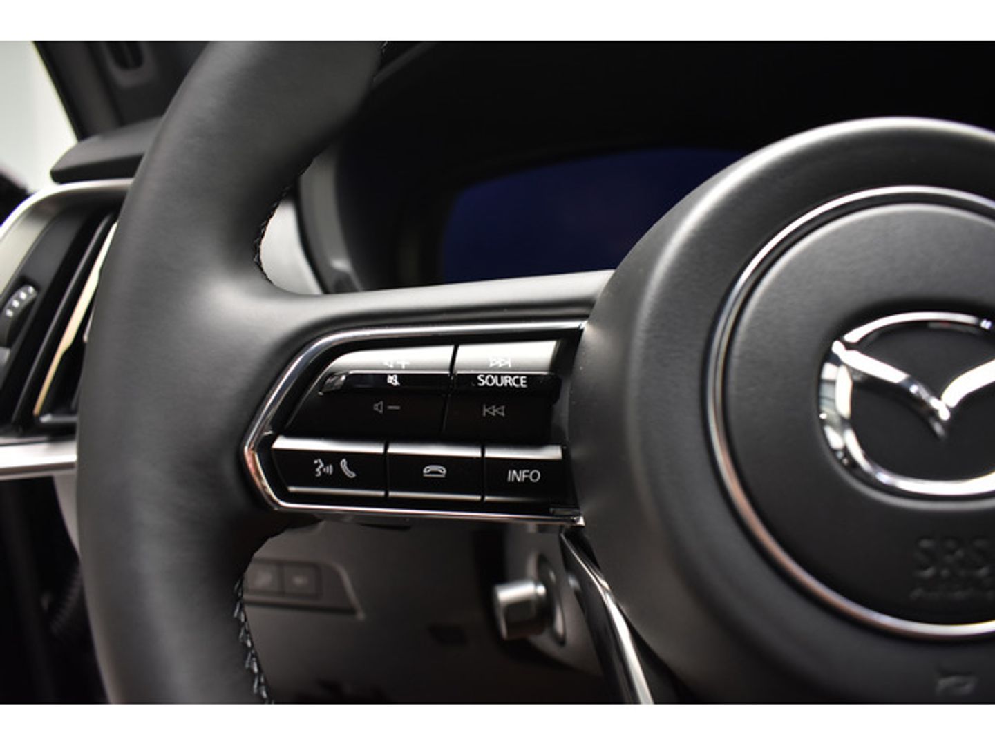 Mazda CX-60 3.3 e-Skyactiv D MHEV Homura 8AT 147 kW (200 CV)