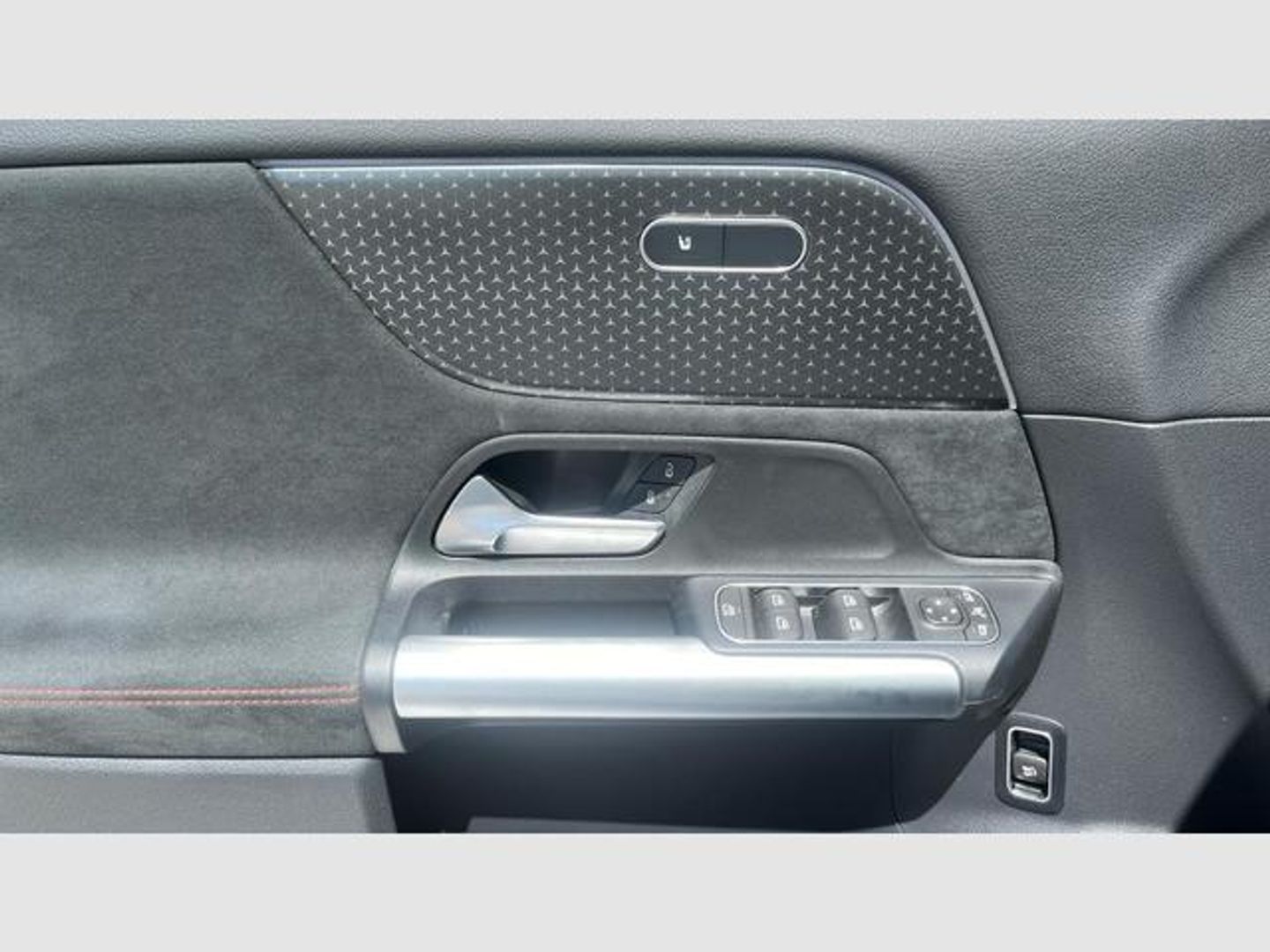 Mercedes-Benz EQA 250+ 140 kW (190 CV)