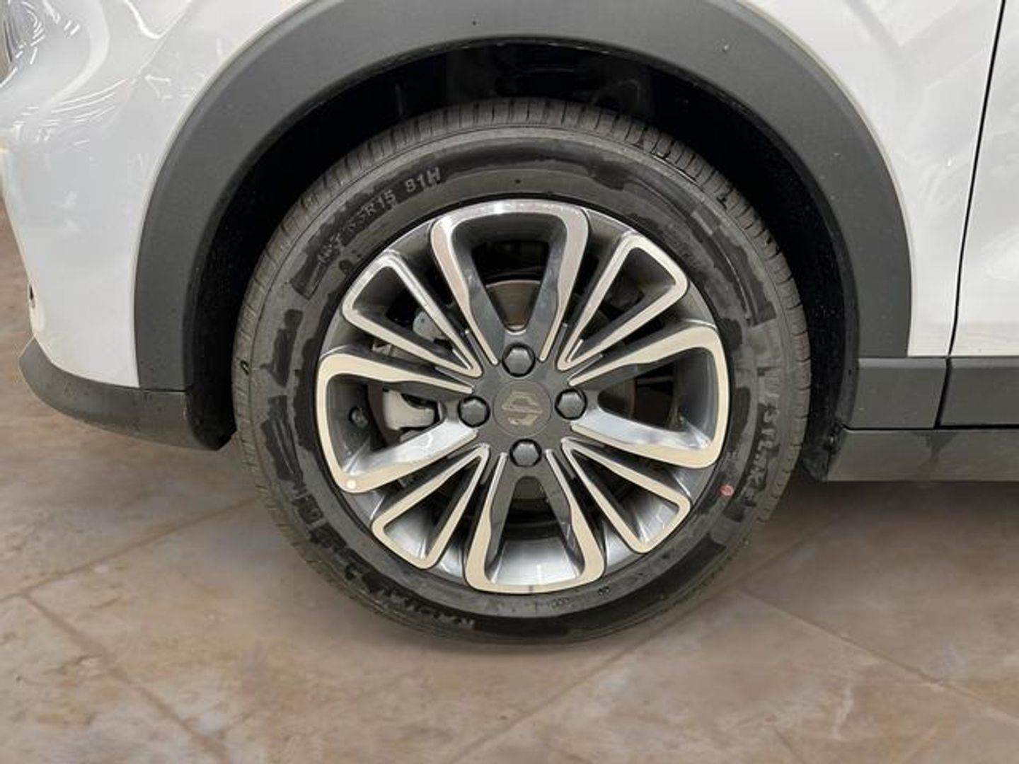 Leapmotor T03 BEV 37.3kWh Design Auto 70 kW (95 CV)