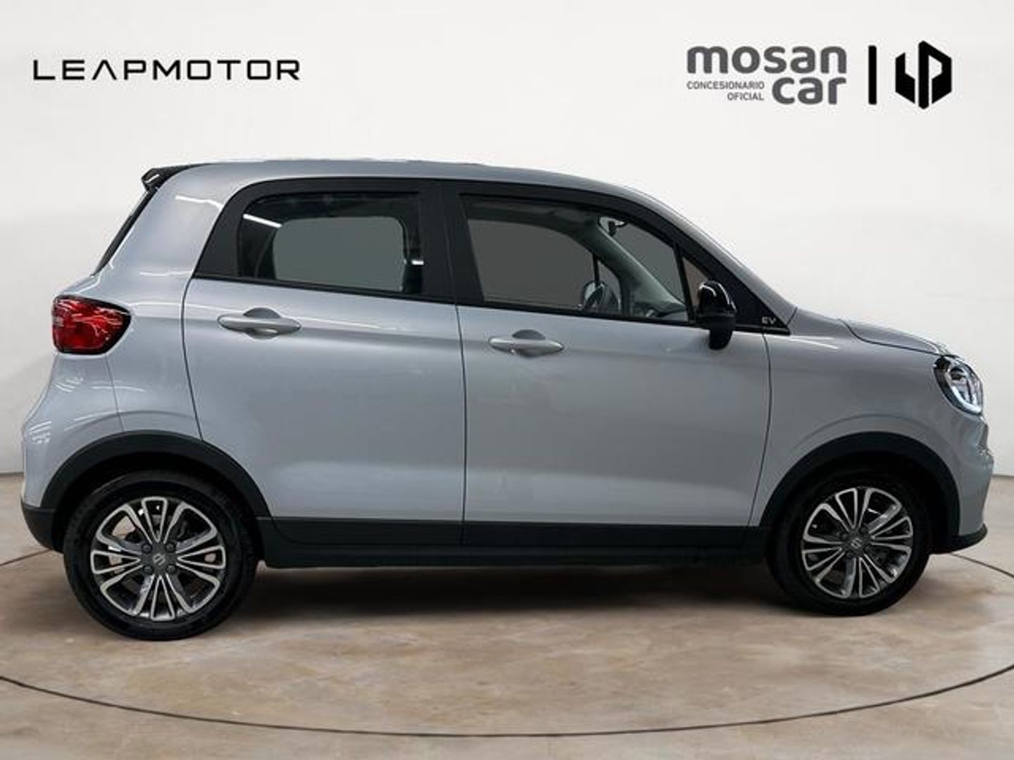 Leapmotor T03 BEV 37.3kWh Design Auto 70 kW (95 CV)
