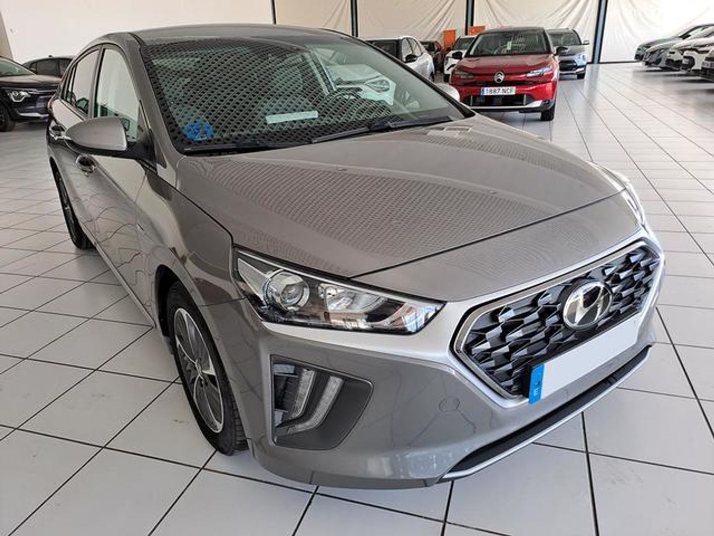 Hyundai Ioniq 1.6 GDI PHEV Klass DCT 104 kW (141 CV) Gris Sedan