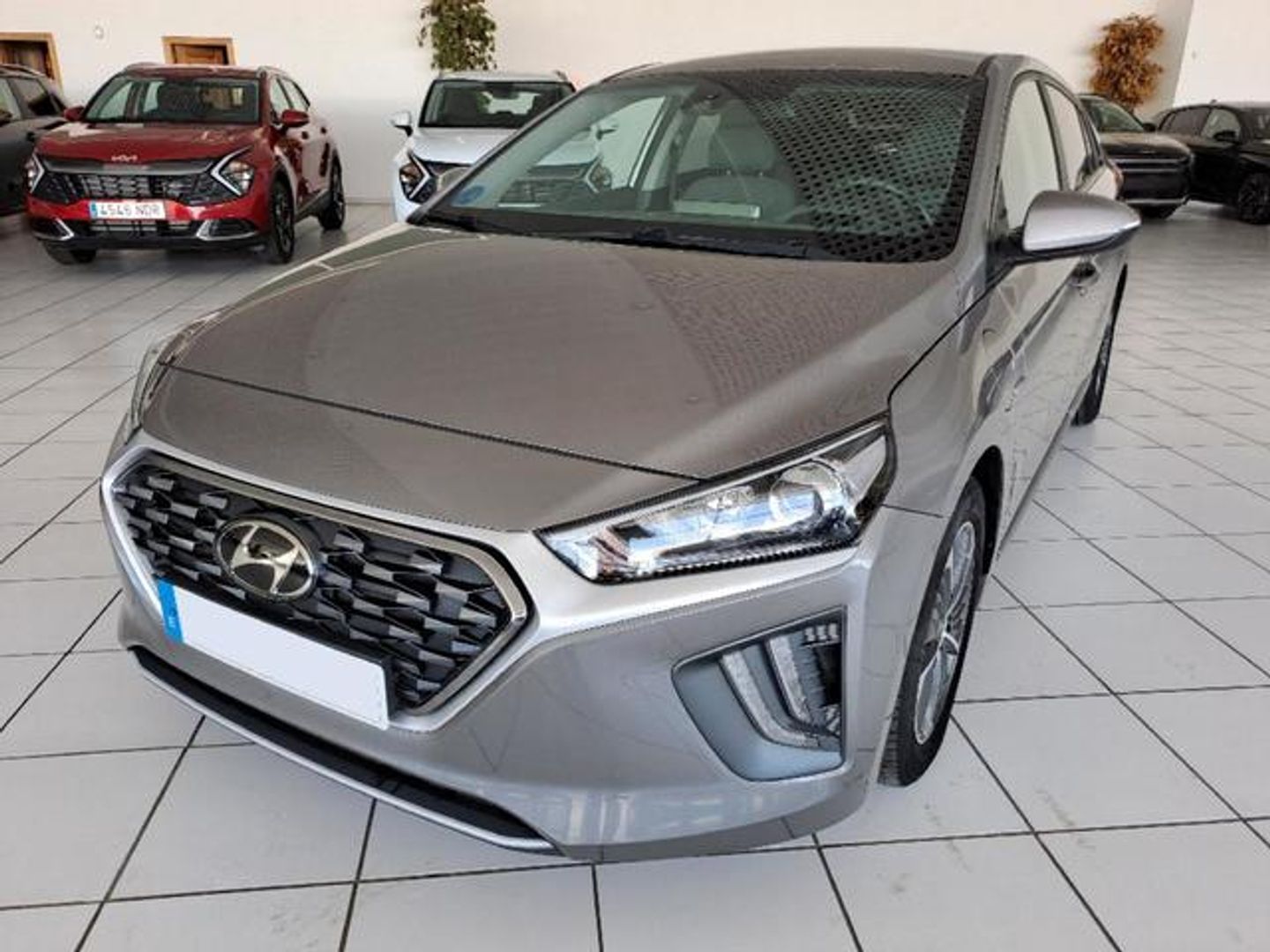 Hyundai Ioniq 1.6 GDI PHEV Klass DCT 104 kW (141 CV)