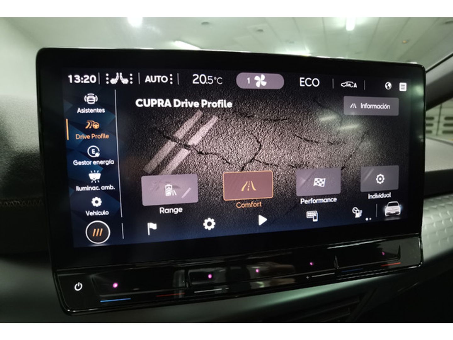CUPRA Born 62 kWh 150 kW (204 CV)