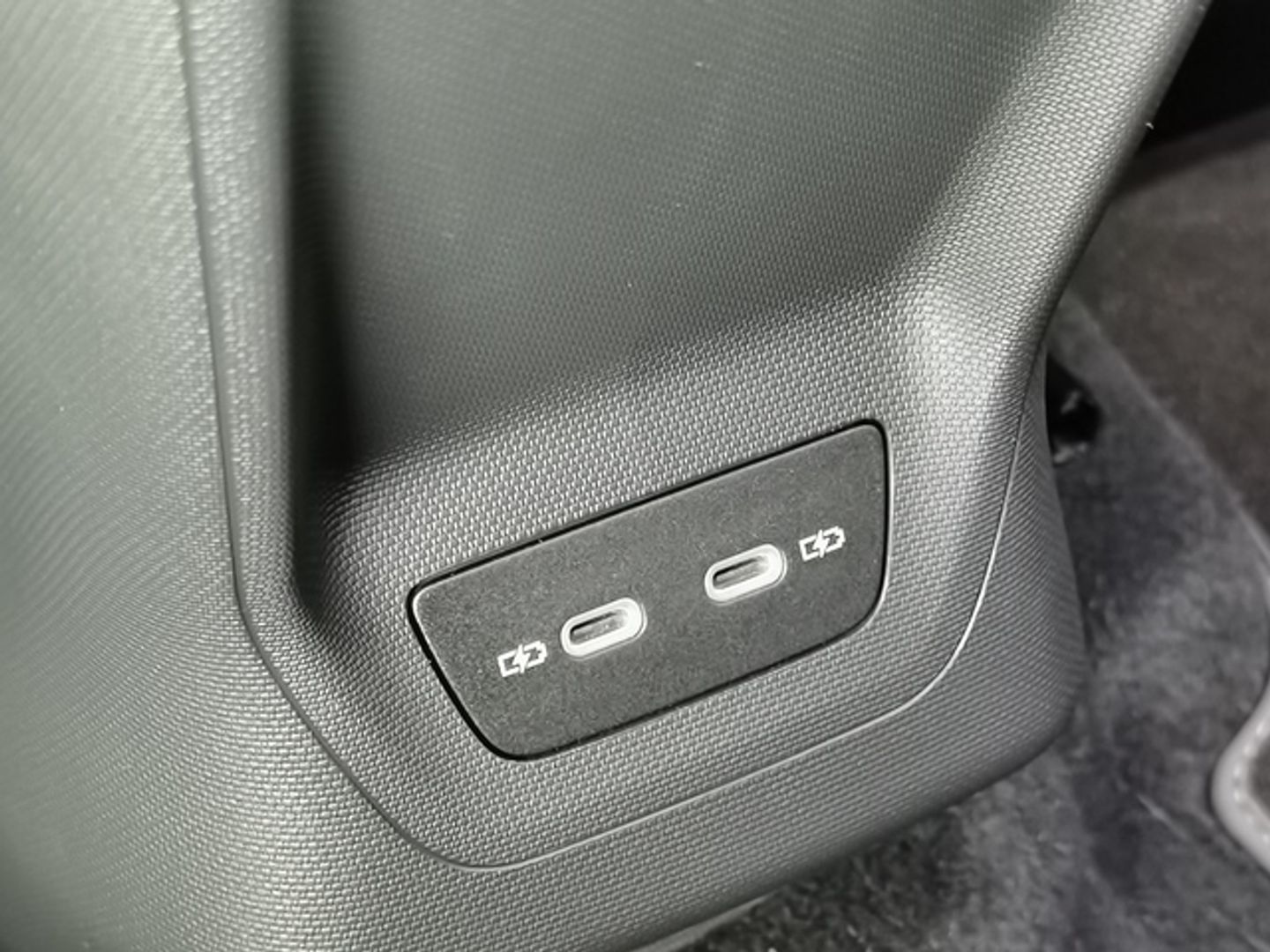 CUPRA Born 62 kWh 150 kW (204 CV)