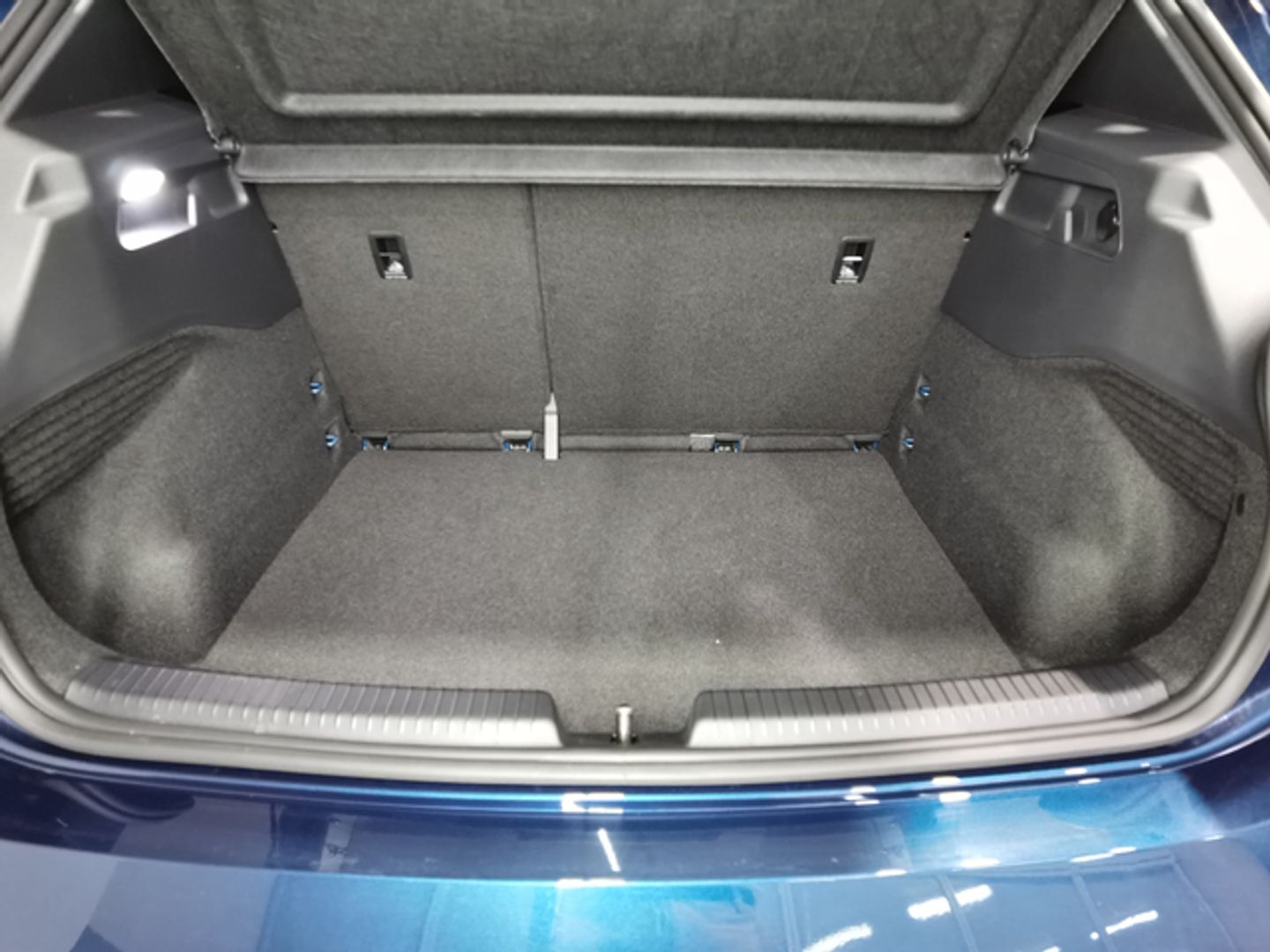 CUPRA Born 62 kWh 150 kW (204 CV)