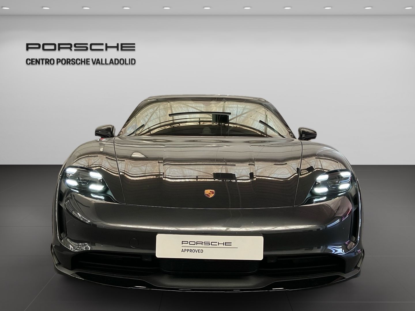 Porsche Taycan 4S Cross Turismo 420 kW (571 CV)