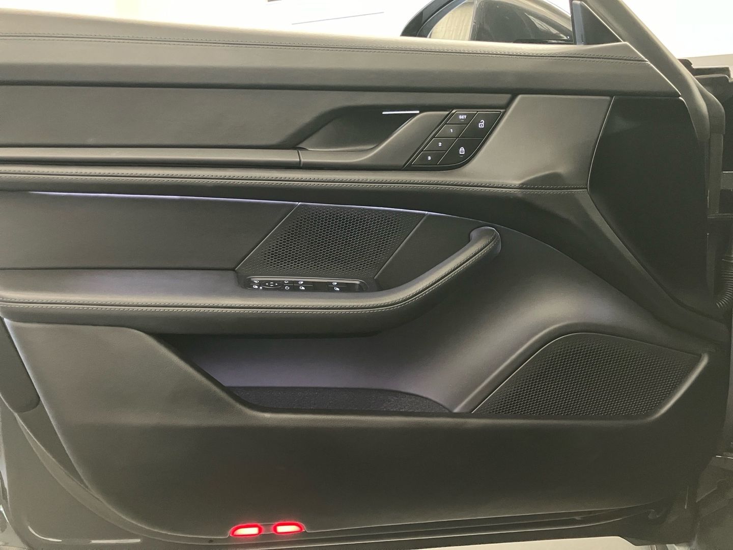 Porsche Taycan 4S Cross Turismo 420 kW (571 CV)