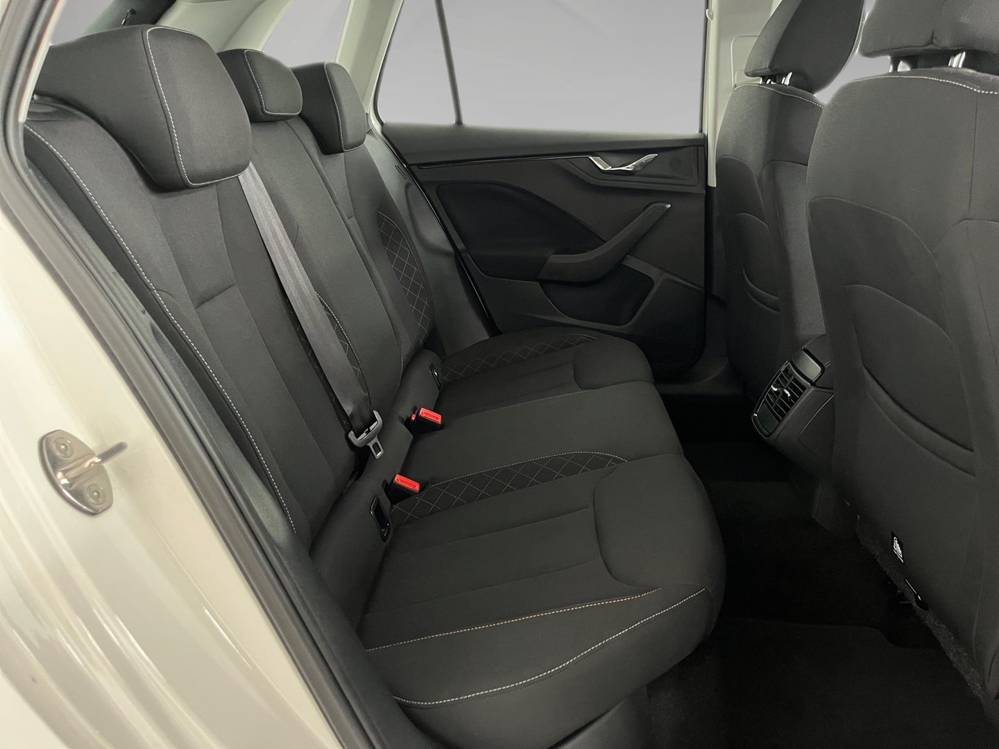 Skoda Kamiq 1.0 TSI Ambition DSG 81 kW (110 CV)