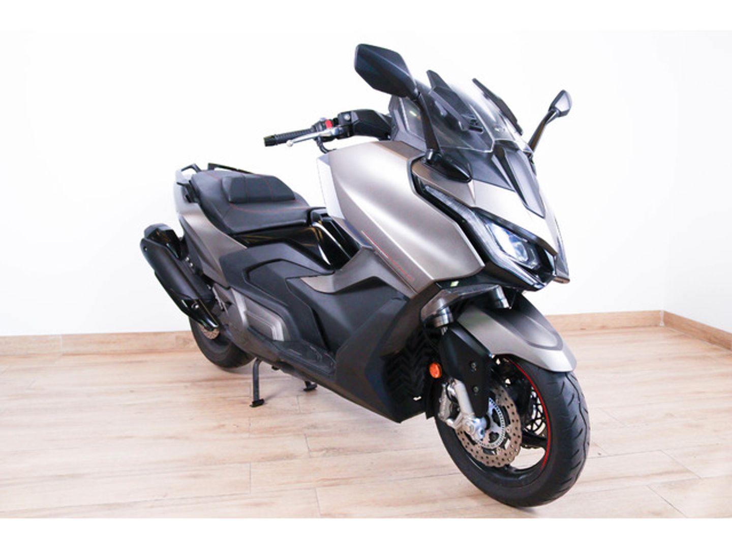 KYMCO AK 550 Premium