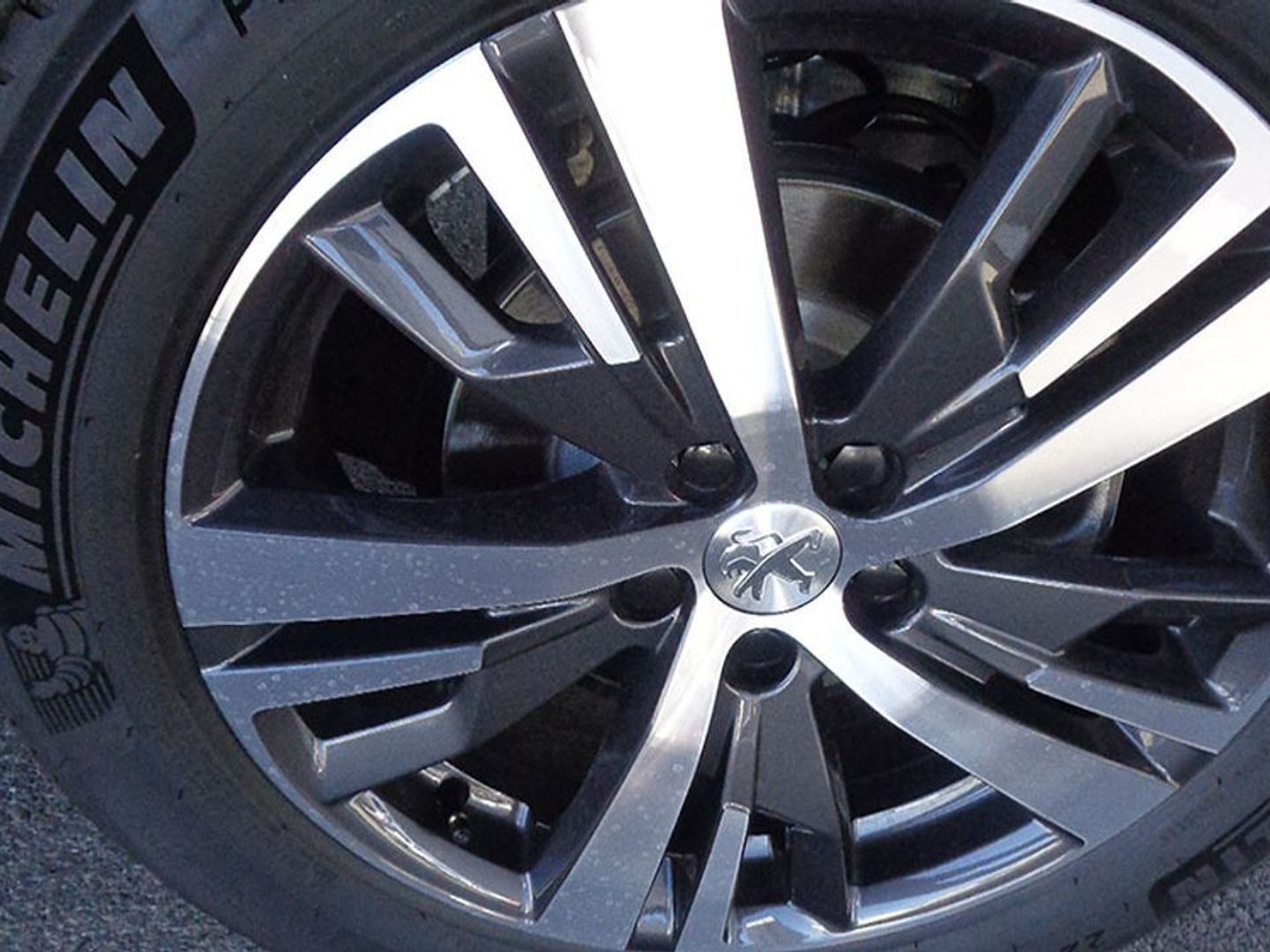 Peugeot 5008 PureTech 130 S&S Allure Pack 96 kW (130 CV)