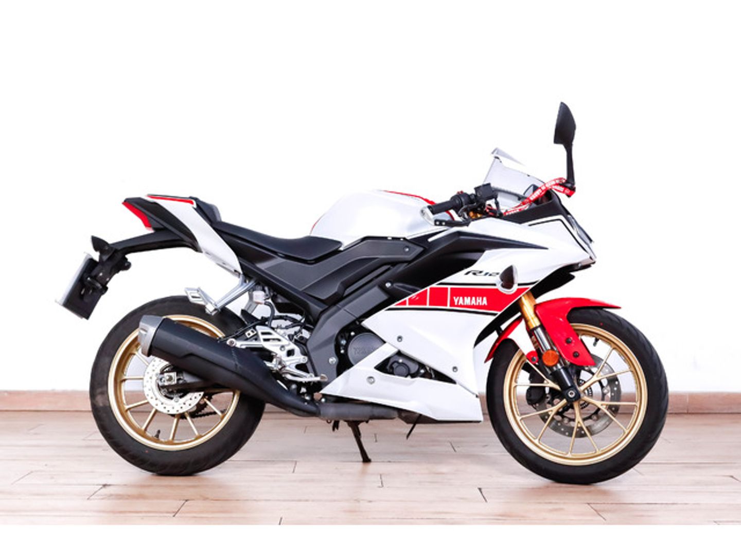 Yamaha YZF-R 125 Blanco Motorcycle