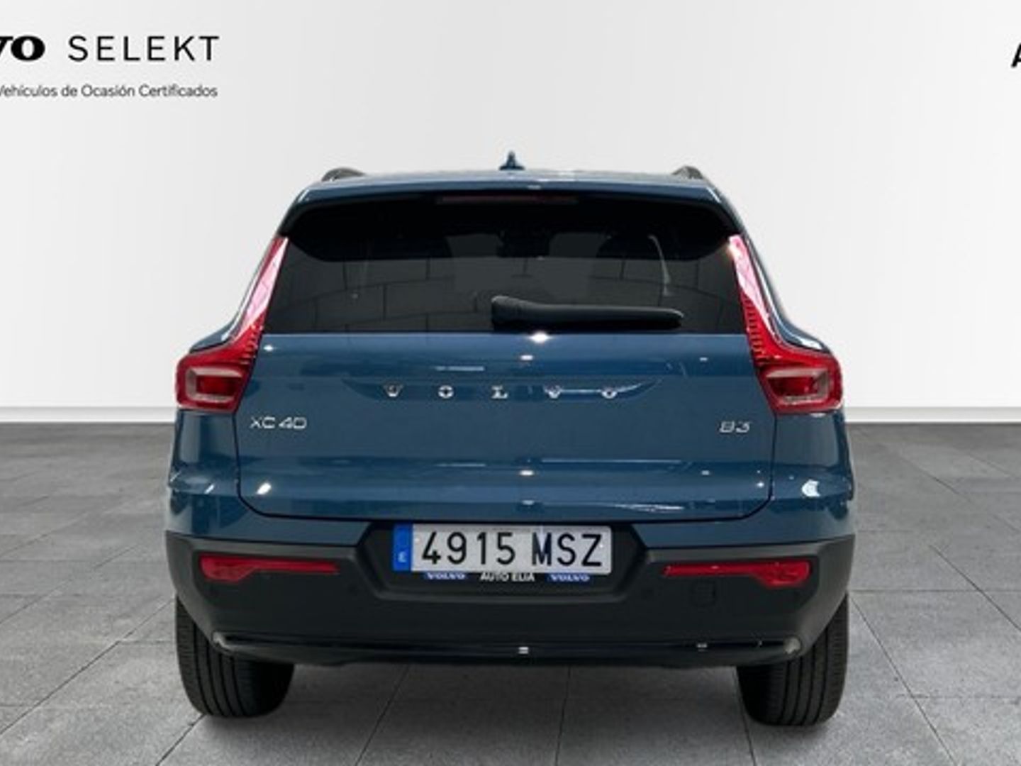 Volvo XC40 B3 G Plus Dark Auto 120 kW (163 CV)