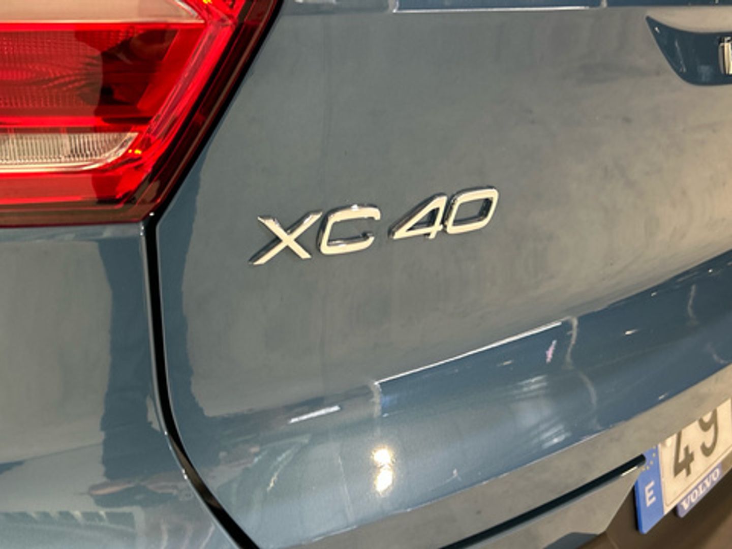 Volvo XC40 B3 G Plus Dark Auto 120 kW (163 CV)