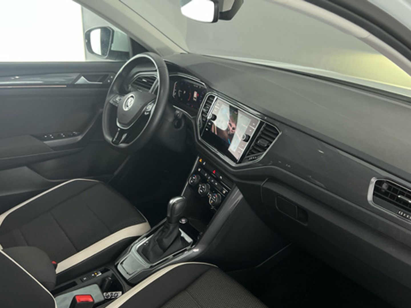 Volkswagen T-Roc Sport 2.0 TDI 110 kW (150 CV) DSG