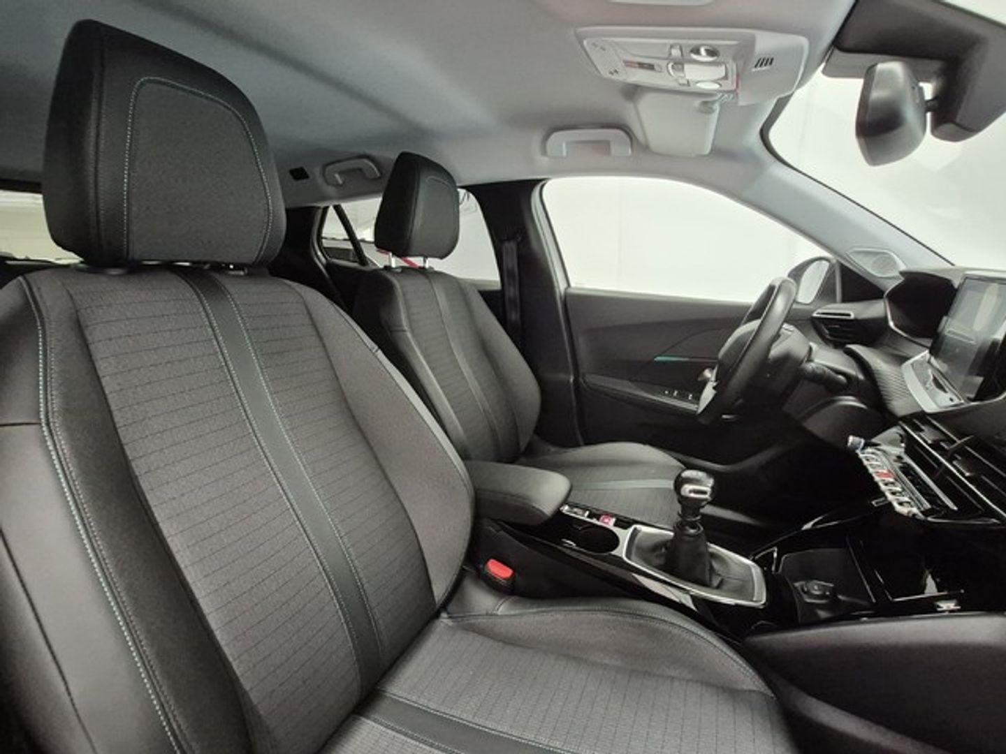 Peugeot 2008 BlueHDi 110 Allure Pack 81 kW (110 CV)