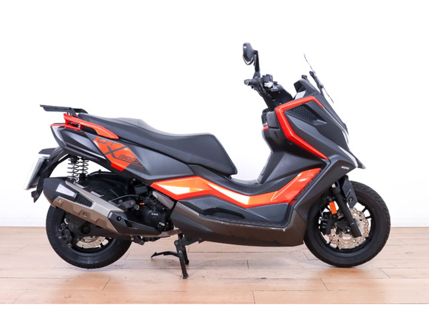 Kymco DTX 360 Negro Motorcycle