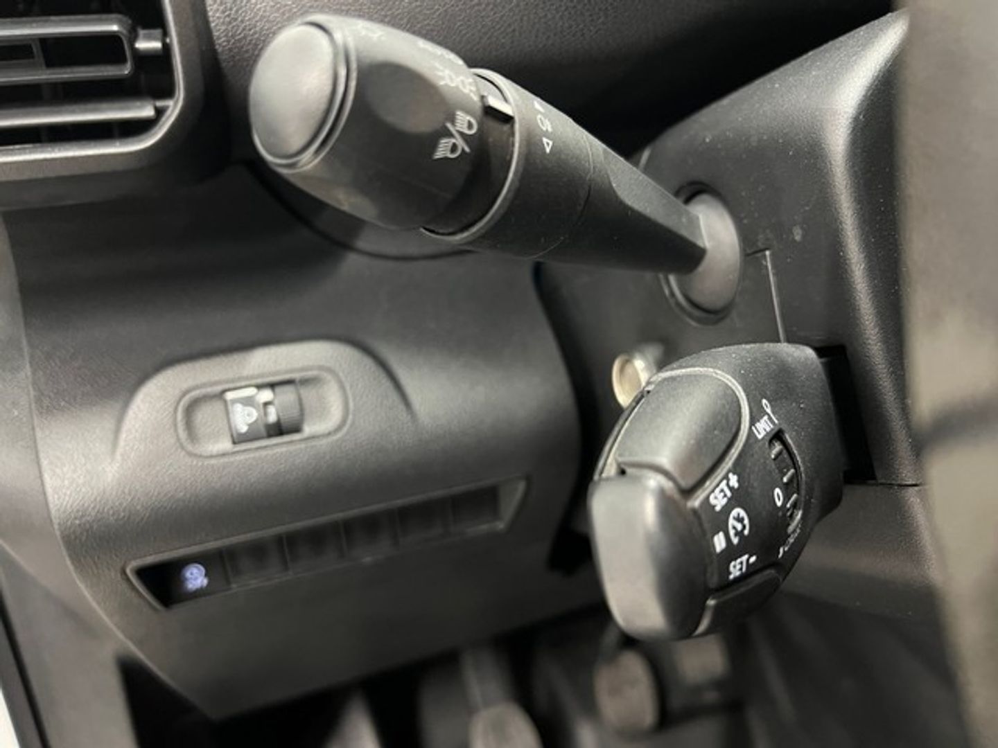 Peugeot Partner Furgon BlueHDi 100 Pro Standard 600kg 73 kW (98 CV)