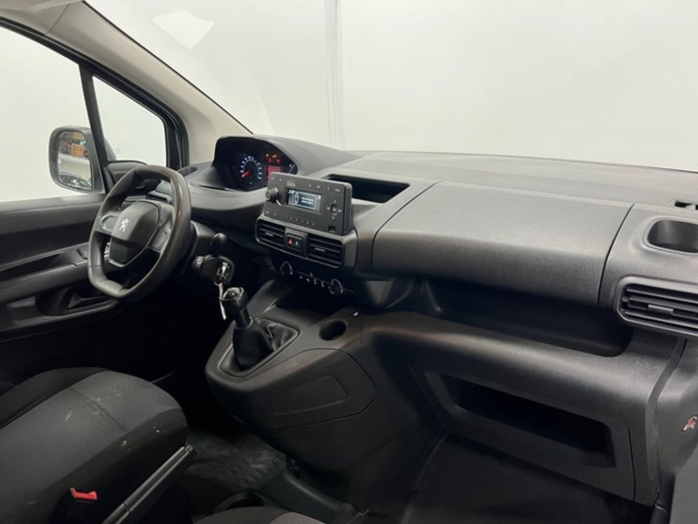 Peugeot Partner Furgon BlueHDi 100 Pro Standard 600kg 73 kW (98 CV)