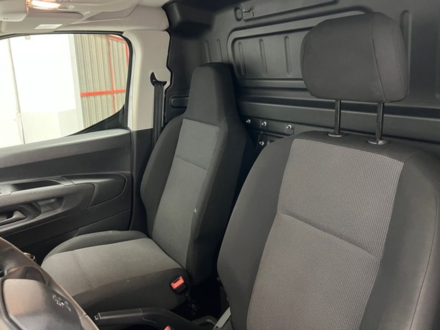 Peugeot Partner Furgon BlueHDi 100 Pro Standard 600kg 73 kW (98 CV)